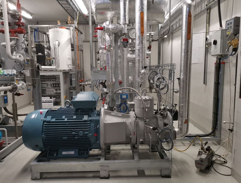 View of the installed combined absorption-compression heat pump test rig.