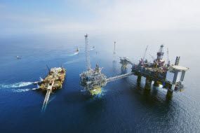 Construction of the pipeline Langeled near the field Sleipner (Source: Kim Laland/Statoil)